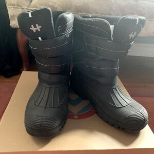 Hot Paws Winter Boots, size 7